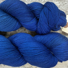 Load image into Gallery viewer, Temperate Ocean, merino nylon sock yarn