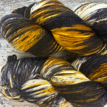 Load image into Gallery viewer, Calico Cat DK, merino nylon yarn