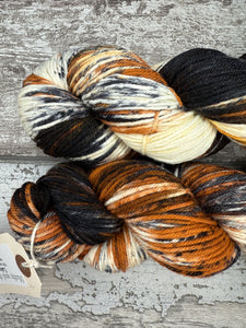 Calico Cat DK, merino nylon yarn