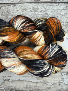 Calico Cat DK, merino nylon yarn