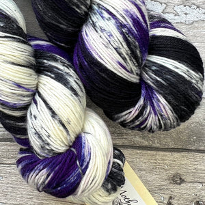 Violet Backed Starling, merino nylon sock yarn