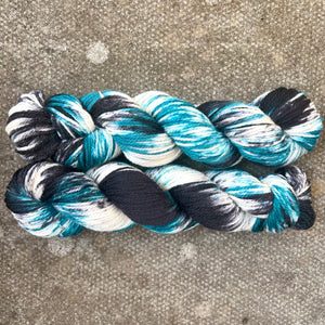 Magpie Aran, soft superwash merino yarn