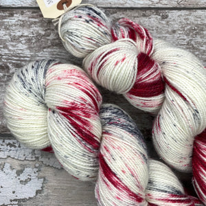 Winter Berries Sparkle, merino nylon sock yarn