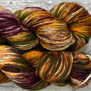 Horse Chestnut DK, merino nylon yarn